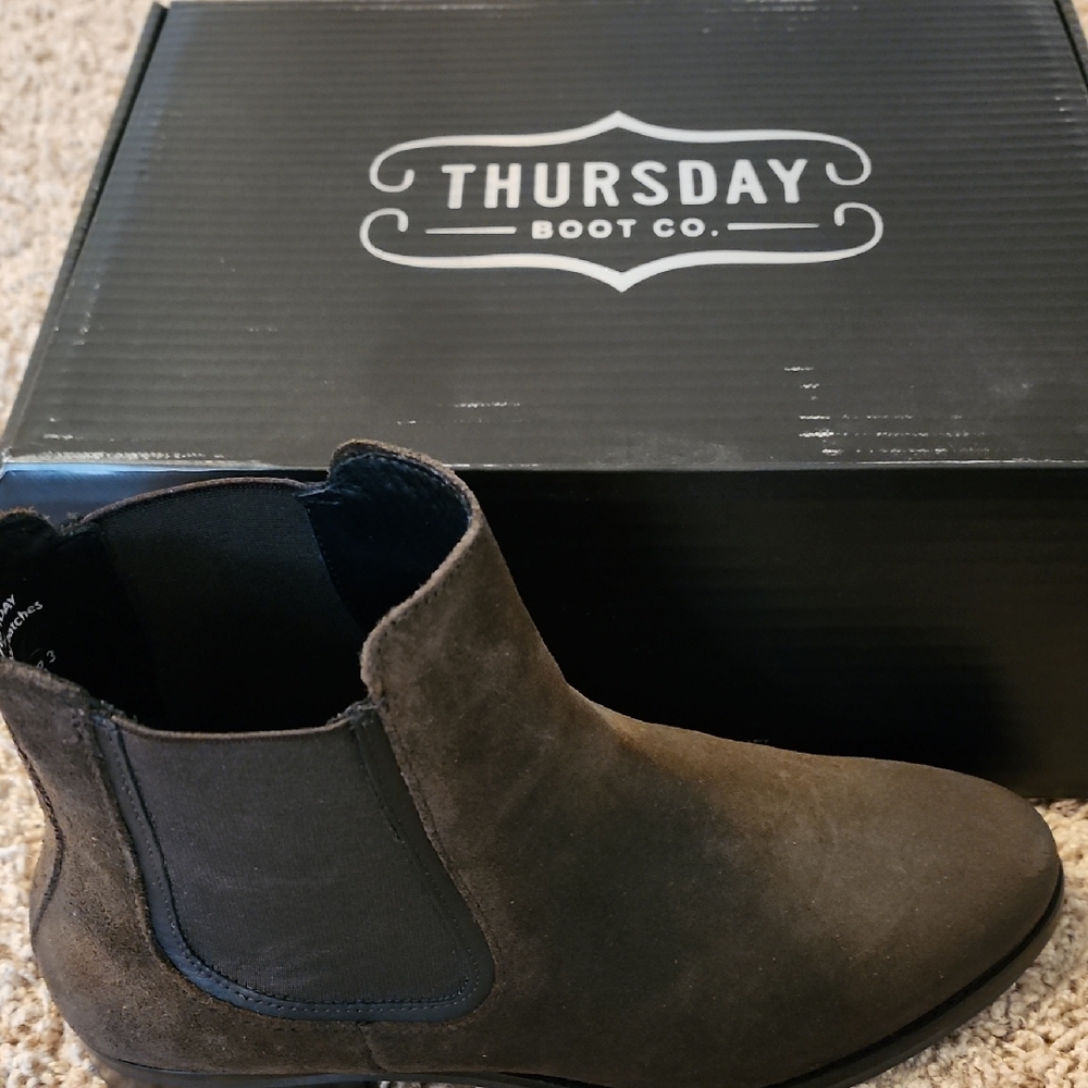 Women's Dark Olive Suede Chelsea Boots